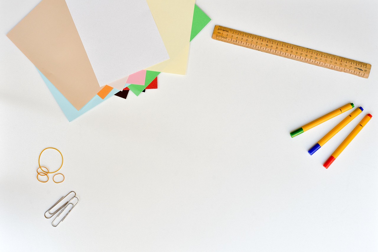 desk, neat, workplace, organized, office, table, work, clean, white, paper, clips, ruler, pens, empt